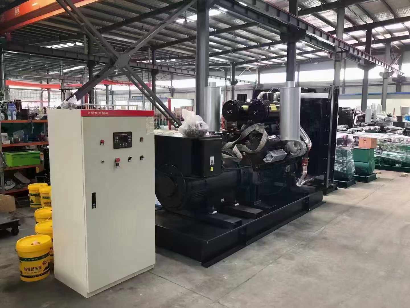 临朐柴油发电机运行时的噪音和振动水平如何？